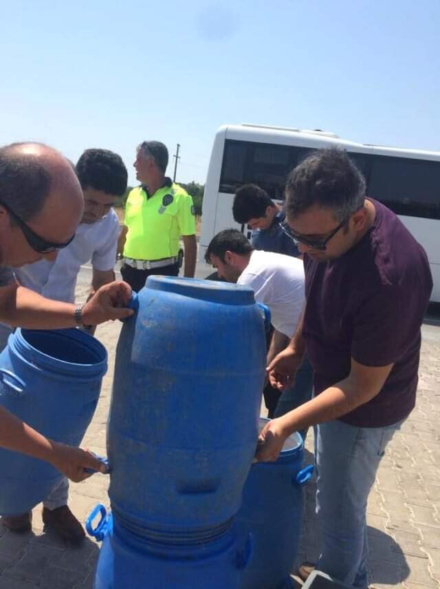 Yol aramasında yakalanan deniz patlıcanı avcılarına 9 bin 810 TL ceza kesildi