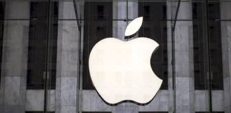 Apple'ın baş tasarımcısı Jony Ive ayrılacağını açıkladı, şirketin değeri 9 milyar dolar azaldı