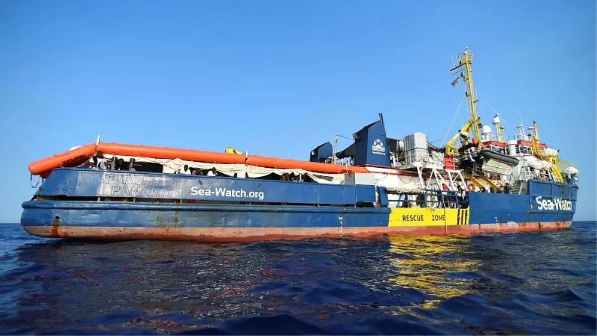 Denizde bekletilen göçmen kurtarma gemisi Sea-Watch'un kaptanı hakkında soruşturma başlatıldı
