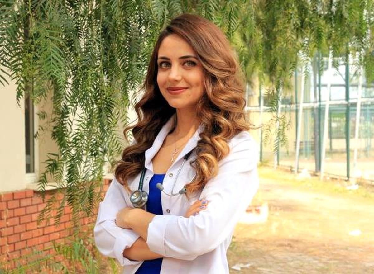 Doktor Elif'e 'Eşek gibi yazacak reçeteyi' diyen hasta yakınının cezası belli oldu!