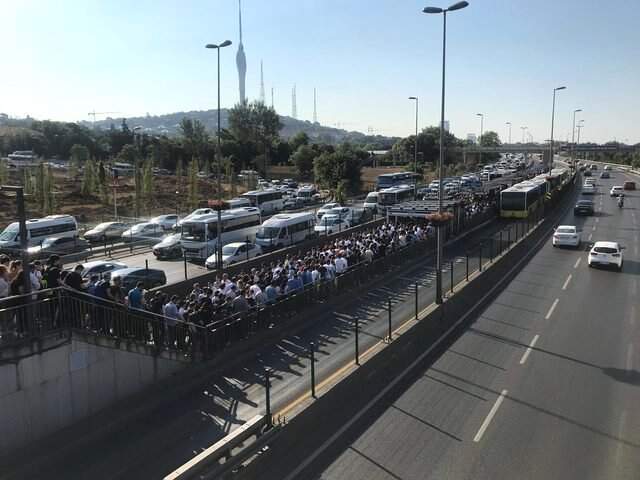 Ekrem İmamoğlu'ndan İstanbul'daki trafikle ilgili önemli açıklama: Müdahale edeceğiz