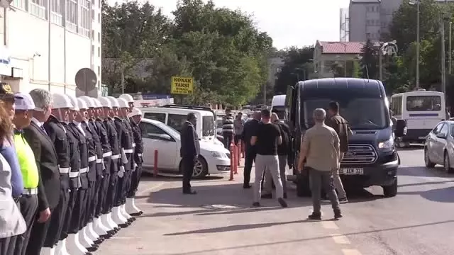 Emniyet Genel Müdürü Uzunkaya - 6 ayda 30 tonun üzerinde uyuşturucu ele geçirildi Emniyet Genel Müdürü Uzunkaya - 6 ayda 30 tonun üzerinde uyuşturucu ele geçirildi