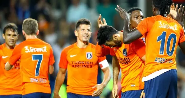 Mahmut Tekdemir'den Başakşehir'e: Fenerbahçe'de oynamak istiyorum Mahmut Tekdemir'den Başakşehir'e: Fenerbahçe'de oynamak istiyorum