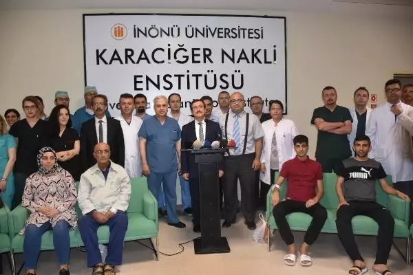 Malatya'daki eş zamanlı karaciğer naklinde hastalar taburcu olmaya başladı