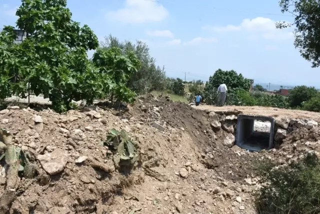Tarsus'ta sel felaketinin yaraları sarıldı Tarsus'ta sel felaketinin yaraları sarıldı