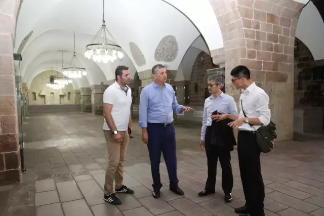 Tayvanlı bürokrat Battalgazi'ye hayran kaldı Tayvanlı bürokrat Battalgazi'ye hayran kaldı