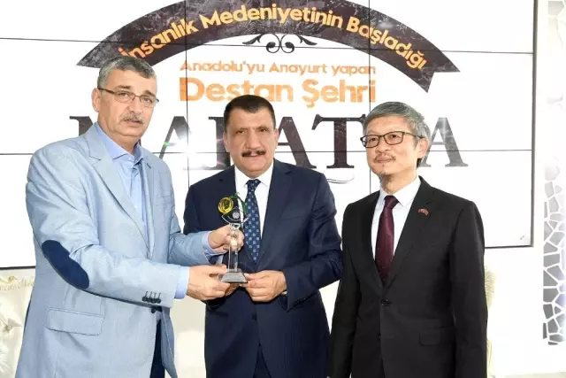 Tayvanlı bürokrattan Gürkan'a ziyaret Tayvanlı bürokrattan Gürkan'a ziyaret