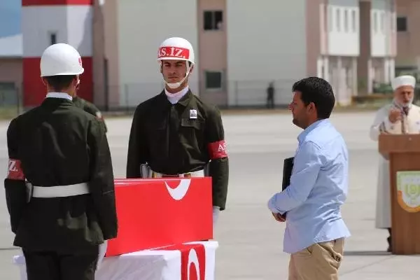 Tutak'a şehit ateşi düştü (2) Tutak'a şehit ateşi düştü (2)
