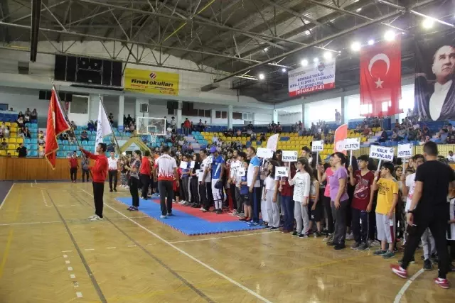 Başkan Saygılı: 'Gençlerimiz, İstiklal Marşımızı uluslararası yarışmalarda okutacak' Başkan Saygılı: 'Gençlerimiz, İstiklal Marşımızı uluslararası yarışmalarda okutacak'