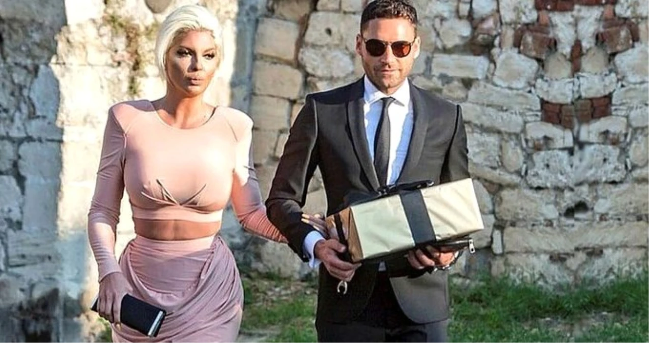 Kim Kardashian accused of stealing the style of Serbian pop star Jelena  Karleusa | Daily Mail Online