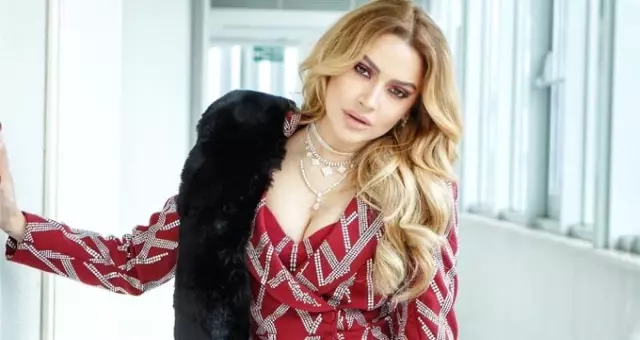 Güzel şarkıcı Hadise'den hayranlarını mest eden bikinili fotoğraf! Güzel şarkıcı Hadise'den hayranlarını mest eden bikinili fotoğraf!