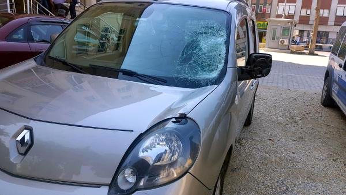 Otomobilin çarptığı bisikletteki çocuk öldü