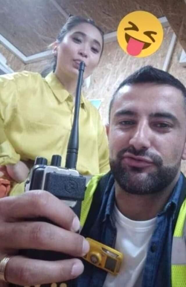 Petrol sahasında Kazak işçiler Arap işçilere saldırdı! Dehşete düşüren anlar kamerada