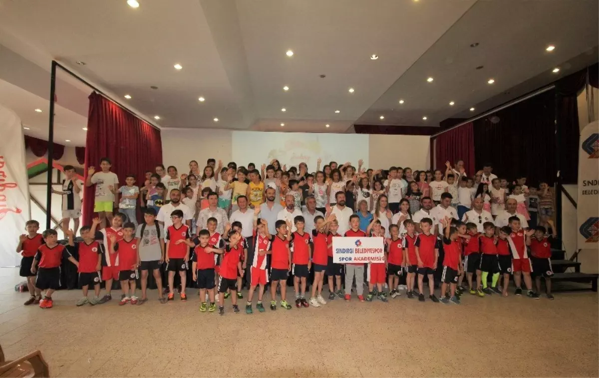 Sındırgı'da Yaz Kursları Başladı