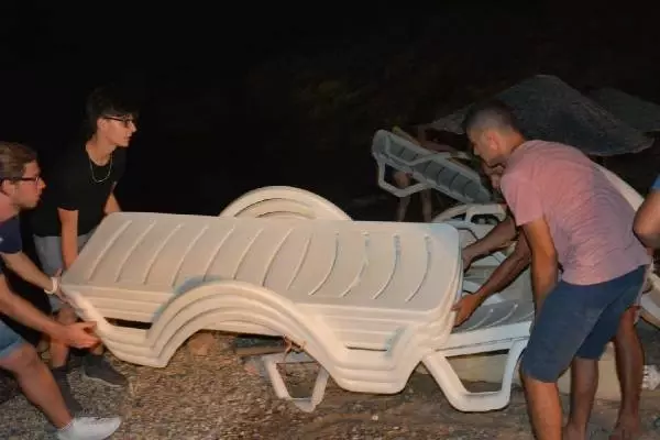 Datça'da makilik alanda yangın (4)