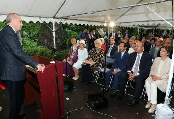 Erdoğan, Japonya'da Ara Güler sergisi açılışında konuştu