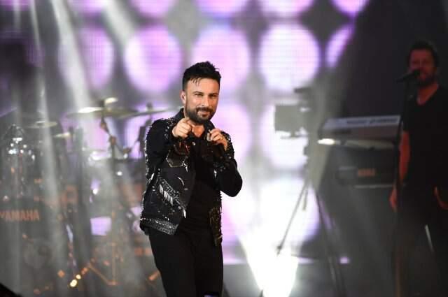 Megastar Tarkan ameliyat oldu! Doktorundan ilk açıklama geldi