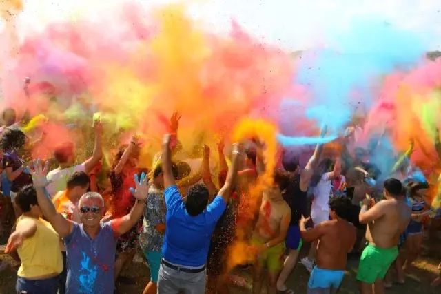 Motorsiklet Festivali Color Fest ve Kortejle sona erdi