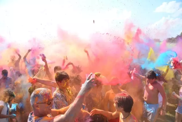 Motorsiklet Festivali Color Fest ve Kortejle sona erdi