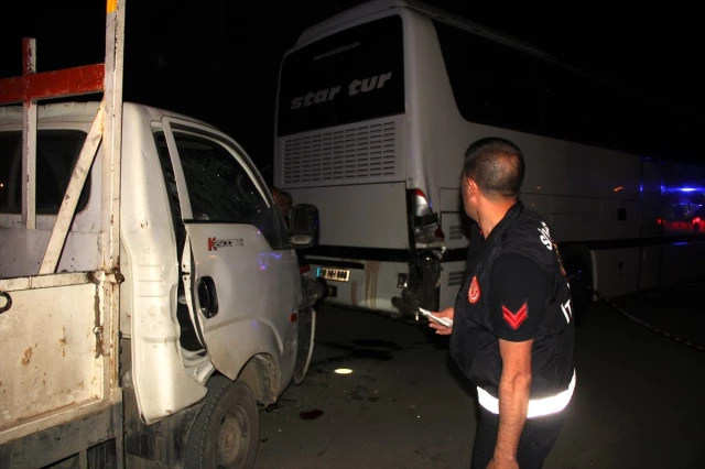 Sivas Ta Trafik Kazası 3 Yaralı Haberi Fotografı