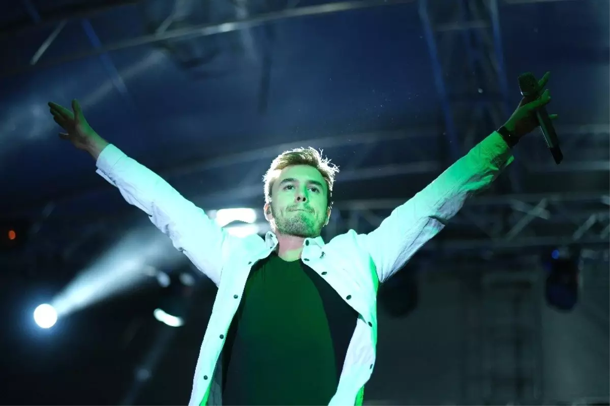 Sivrihisar'da Mustafa Ceceli coşkusu