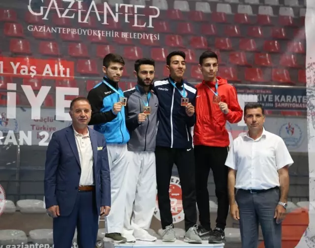 Türkiye Ümit, Genç ve U21 Karate Şampiyonası sona erdi Türkiye Ümit, Genç ve U21 Karate Şampiyonası sona erdi