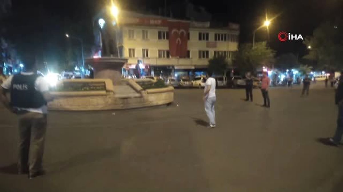 'Amcamı kırdım, gelmezse kafama sıkarım' dedi, mahalleyi ayağa kaldırdı