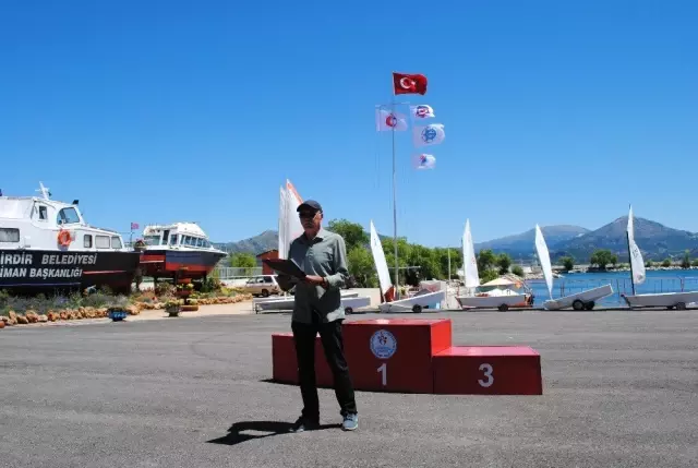 Eğirdir'de Kabotaj Bayramı'nda yelken yarışları düzenlendi