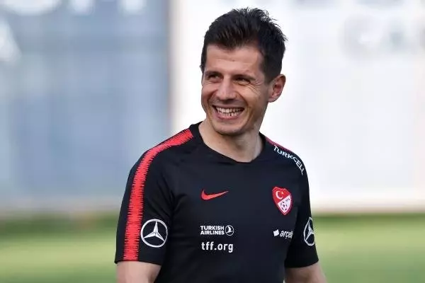 Emre Belözoğlu bugün imzalıyor Emre Belözoğlu bugün imzalıyor