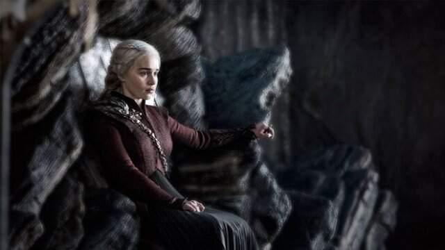 Game Of Thrones yazarı George R.R. Martin, final bölümünü beğenmeyenlere kızdı: Delilik