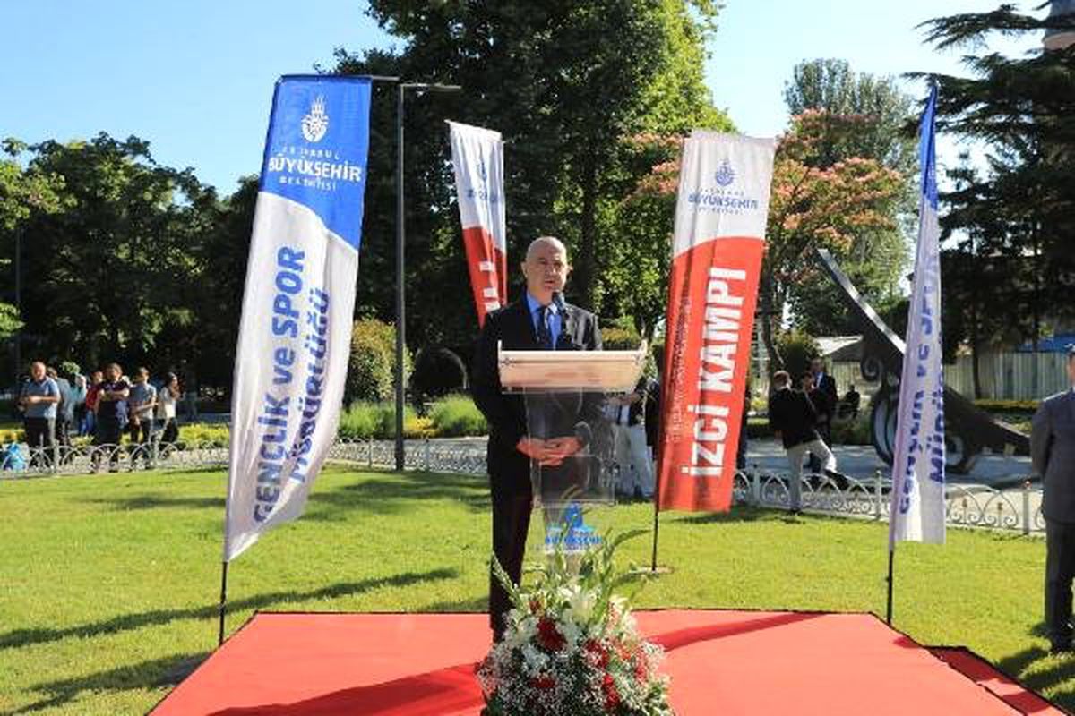 İBB yaz izci kampının ilk kafilesini İBB Genel Sekreter Vekili uğurladı