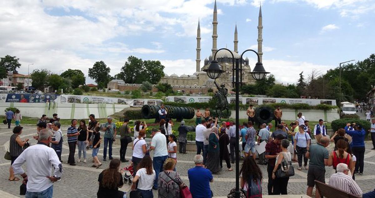 Kırkpınar öncesi otellerde yer kalmadı, vatandaşlar ziyaretçilere evlerini açacak