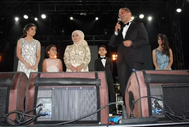 Manisa'da iş dünyası ve protokolü buluşturan sünnet