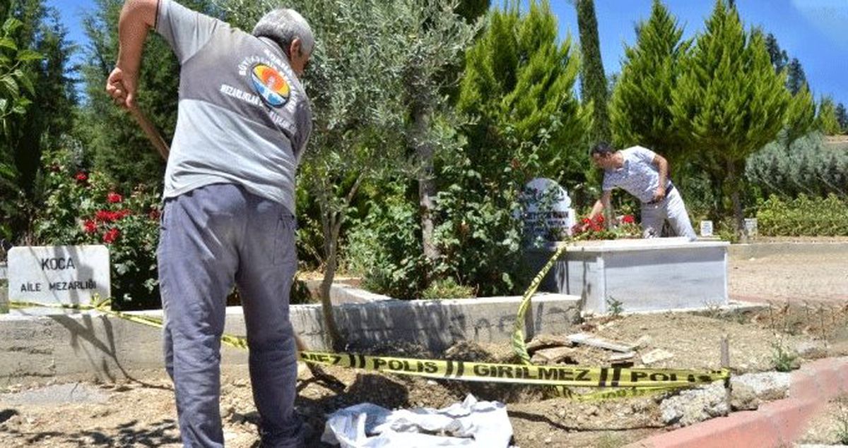 Ceset gömüldüğü sanılarak açılan mezardan 2 adet bez parçası çıktı