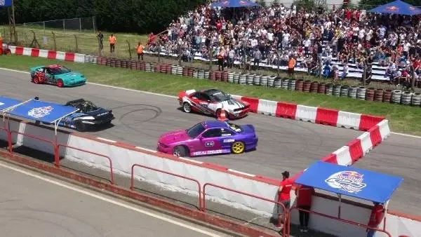 RedBull Car Park Drift Türkiye'de şampiyon Fahimreza Keykhosravi- Yeniden
