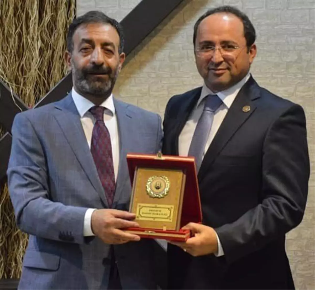 Baro Başkanı Göğebakan'dan tayini çıkan adli yargı mensupları onuruna veda yemeği