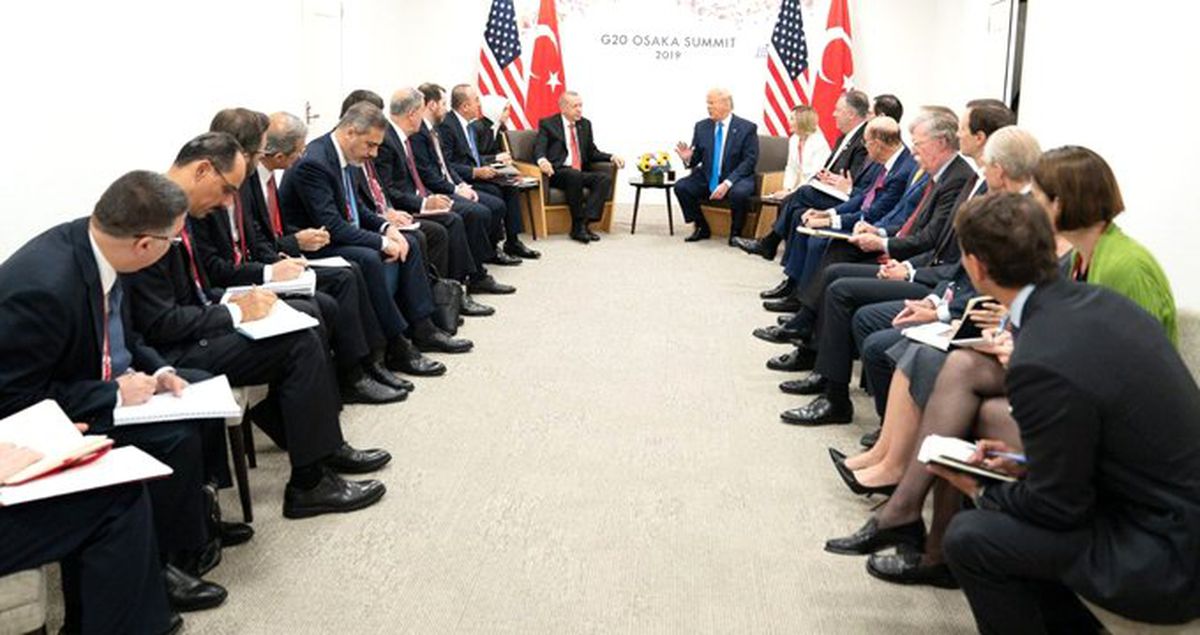 Cumhurbaşkanlığı İletişim Başkanı Altun'dan Kılıçdaroğlu'na fotoğraflı çağrı: Derhal özür dilemelidir