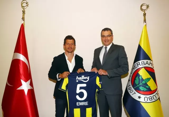Emre Belözoğlu bin 495 gün sonra Fenerbahçe'de Emre Belözoğlu bin 495 gün sonra Fenerbahçe'de