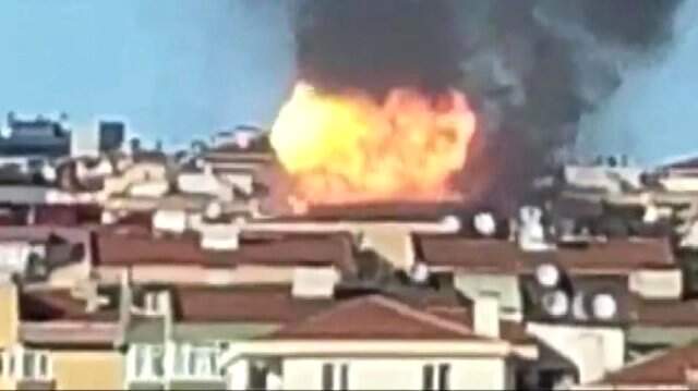 İşte Üsküdar'daki korkutan patlamadan ilk görüntüler!