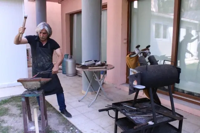 İzmir'in sıra dışı kaymakamı
