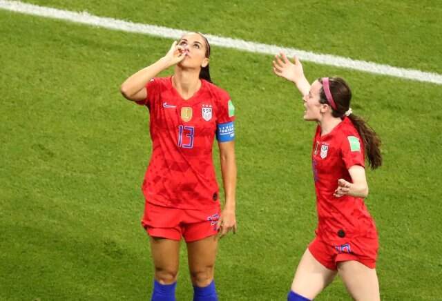 Alex Morgan'ın İngiltere'yi attığı gol sonrası sevincine tepki: İğrenç