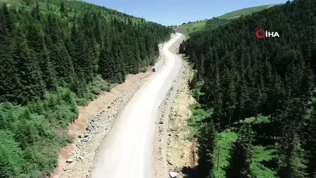 Çambaşı-Kabadüz karayolunda yeni yol açma çalışmaları havadan görüntülendi