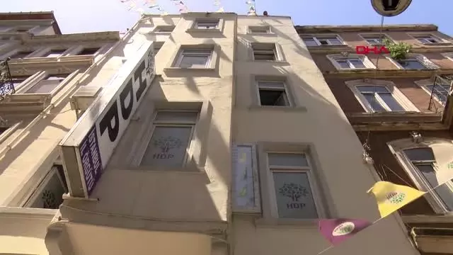 EKREM İMAMOĞLU, HDP İSTANBUL İL BAŞKANLIĞI'NI ZİYARET ETTİ EKREM İMAMOĞLU, HDP İSTANBUL İL BAŞKANLIĞI'NI ZİYARET ETTİ