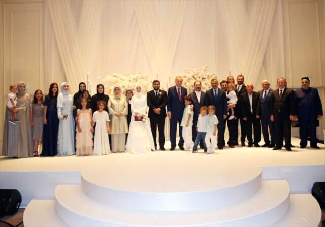 Erdoğan, Diyanet İşleri Başkanı Ali Erbaş'ın kızının nikah şahidi oldu