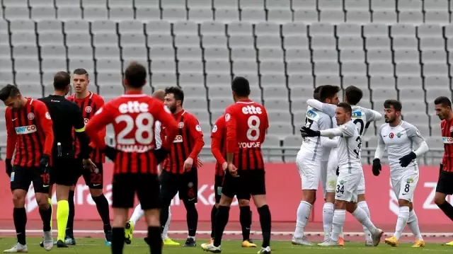 Fenerbahçe, Karagümrük'ün stoperini istiyor!