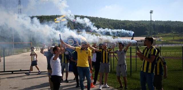 Fenerbahçeli taraftarların bekleyişi hüsranla son buldu