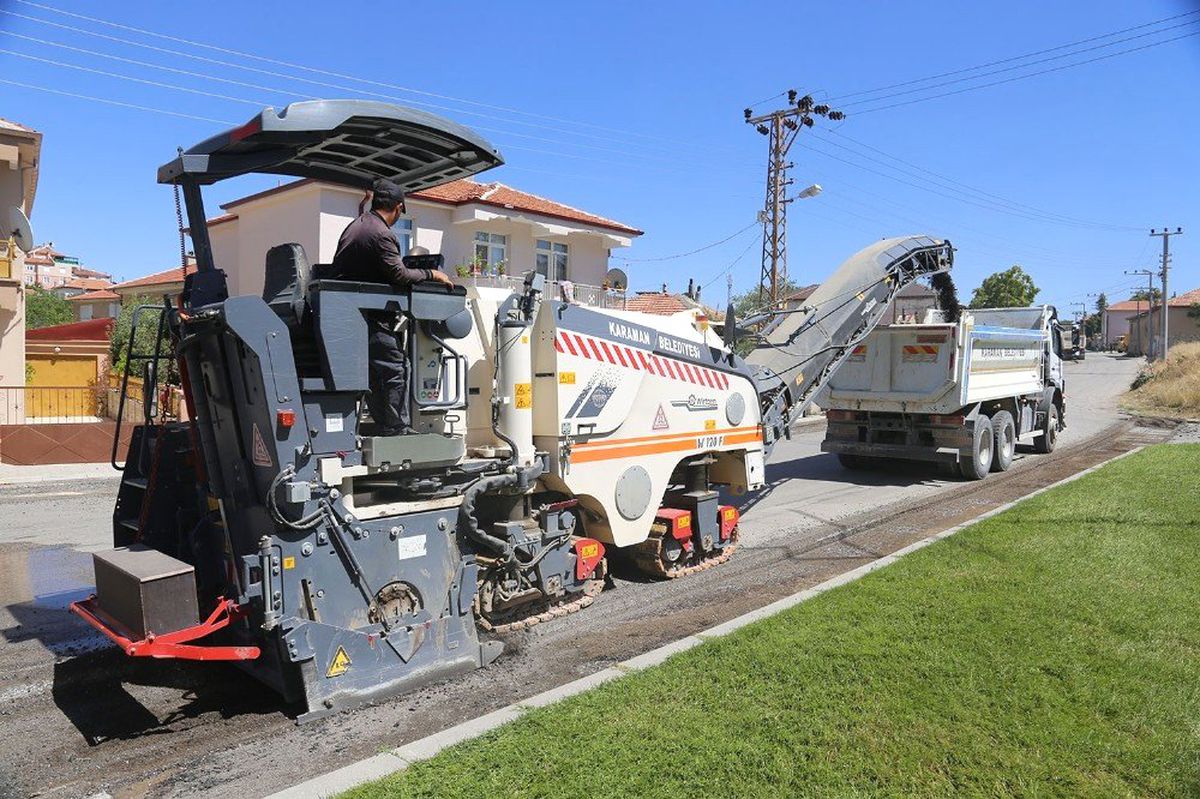 Karaman Belediyesi asfalt çalışmalarına devam ediyor