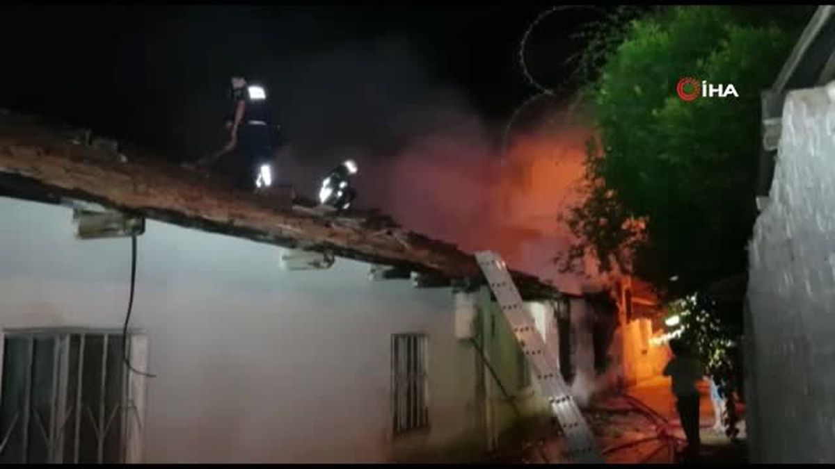 Nazilli'de yanan evde meydana gelen patlamalar korkuttu: 2 yaralı