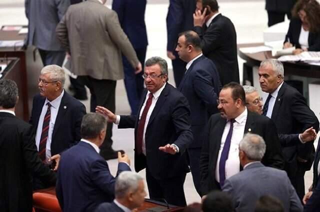 TBMM genel Kurulu'nda İYİ Parti ile HDP arasında münakaşa çıktı: O koltuğu HDP oylarıyla aldınız