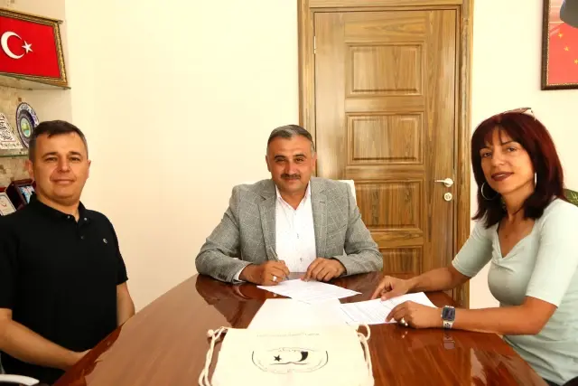 İkinci festa 2200 bisiklet festivali için protokol imzalandı İkinci festa 2200 bisiklet festivali için protokol imzalandı